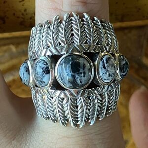 White Buffalo Sterling Silver Feather Ring Size 9